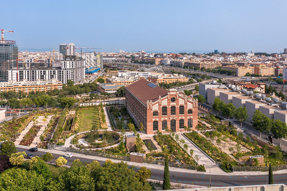 The OMBÚ building, awarded by the AEO